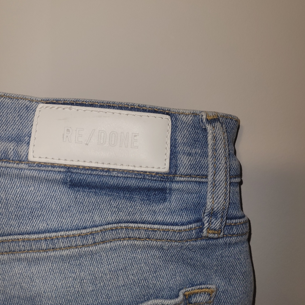 RE/DONE Women’s Size 31 High Rise Crop Jeans Raw Hem Light Wash 27” Waist - Picture 6 of 6